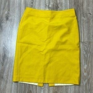 J. Crew mustard yellow pencil skirt wool blend size 6 flawed